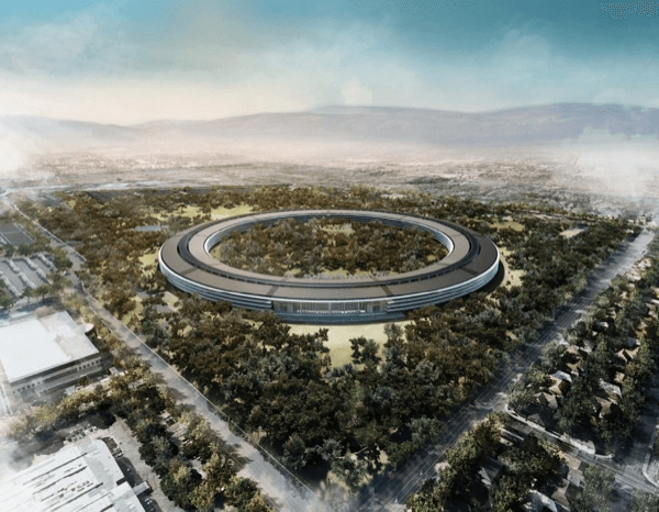 Drone filmt Apple Campus 2 (januari 2015)